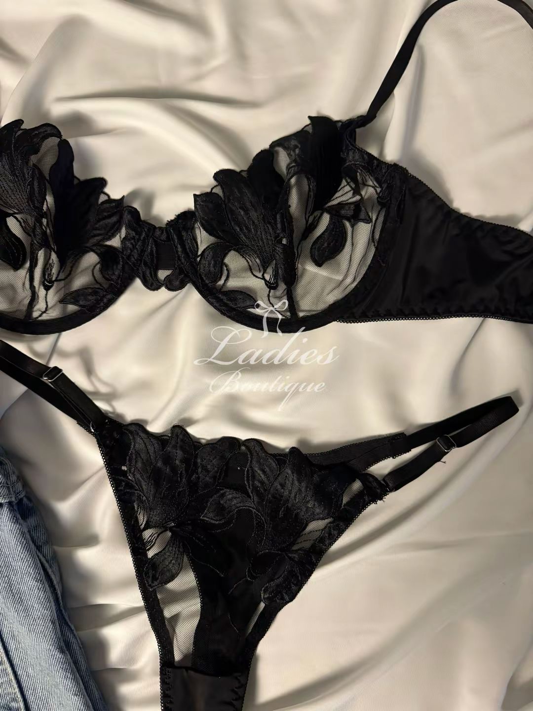 Midnight Tulip Set